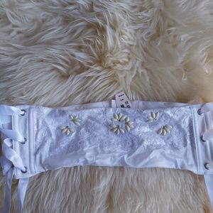 NWT Victoria's Secret White Belt Garter